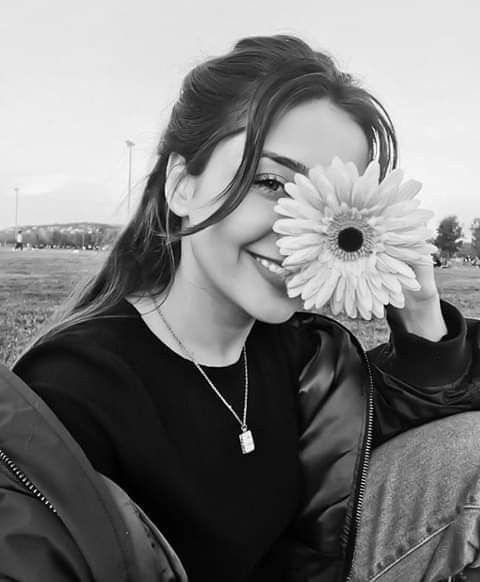 Elif K.